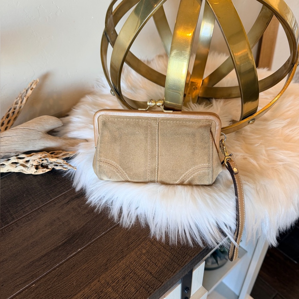 Vintage Coach Khaki Suede Kisslock Wristlet Clutch Bag